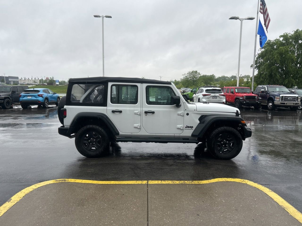 jeep wrangler 4-door 2024 1C4PJXDG2RW337338 image jeep wrangler 4-door 2024 1C4PJXDG2RW337338 image